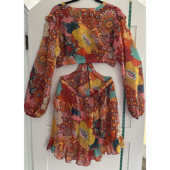 Girl Soul Tropical Floral Cut Out Ruffled Mini Dress Size M - Picture 6 of 8